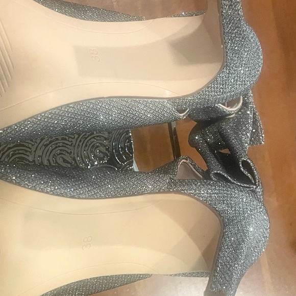 H&M Slingback heels - Picture 2 of 5
